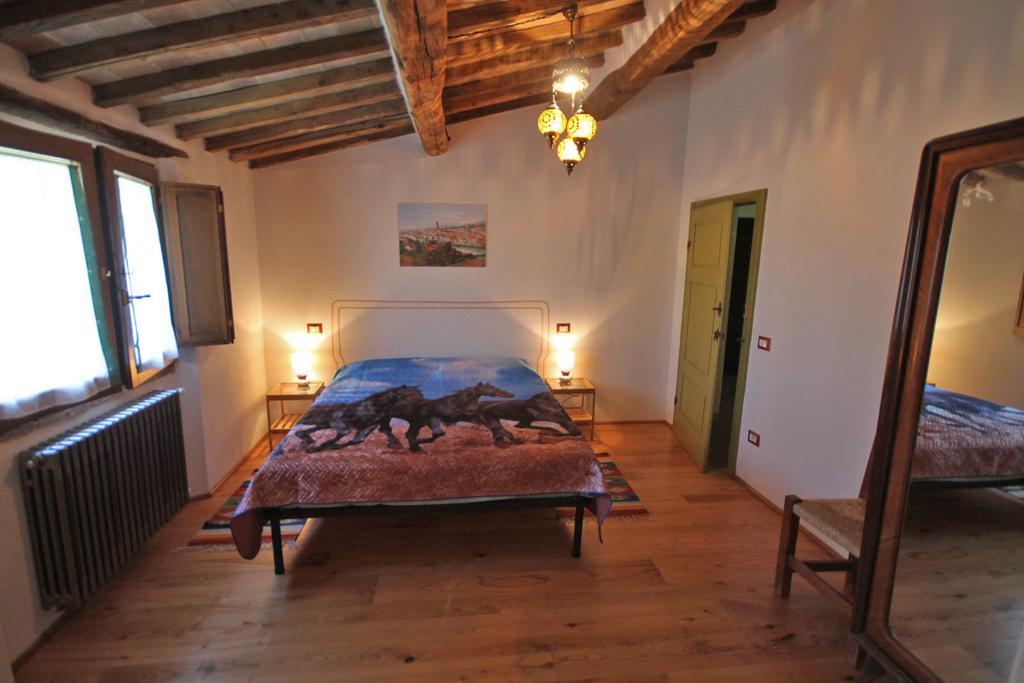 Casetta Del Pozzo Seggiano Rum bild